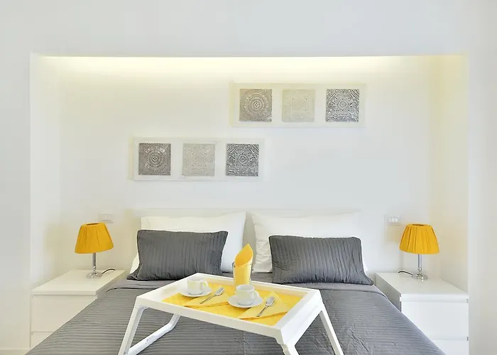 New Romantic Trastevere Apartment